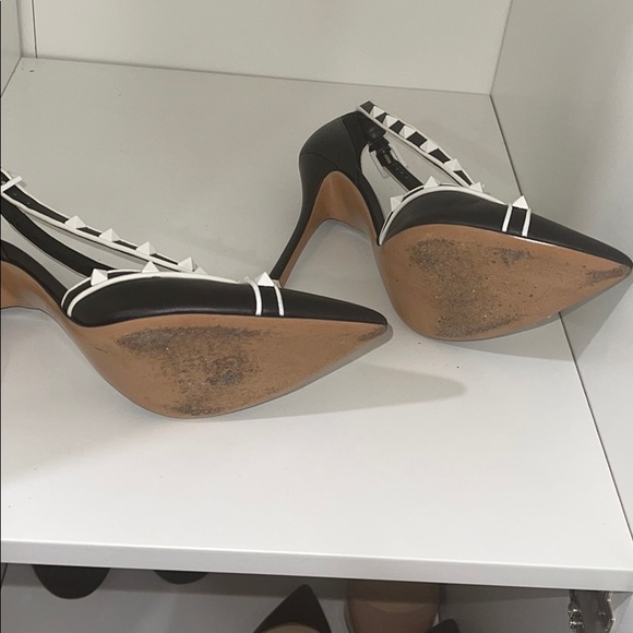 Valentino heels 38 1/2 - Picture 4 of 5
